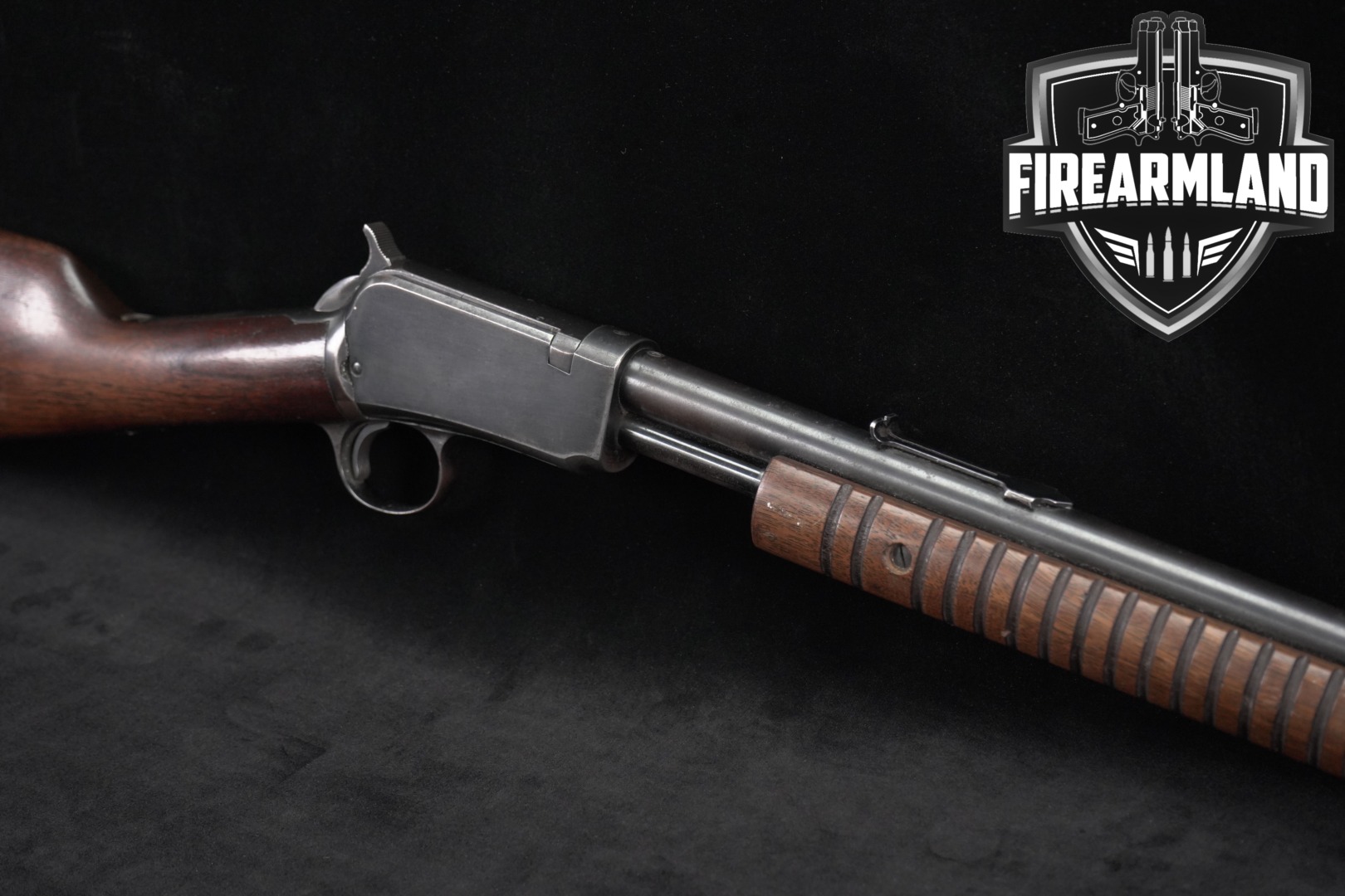 1954 Winchester Repeating Arms Model 62A .22 S/L/LR Blued & Walnut in Good Condition Thumbnail