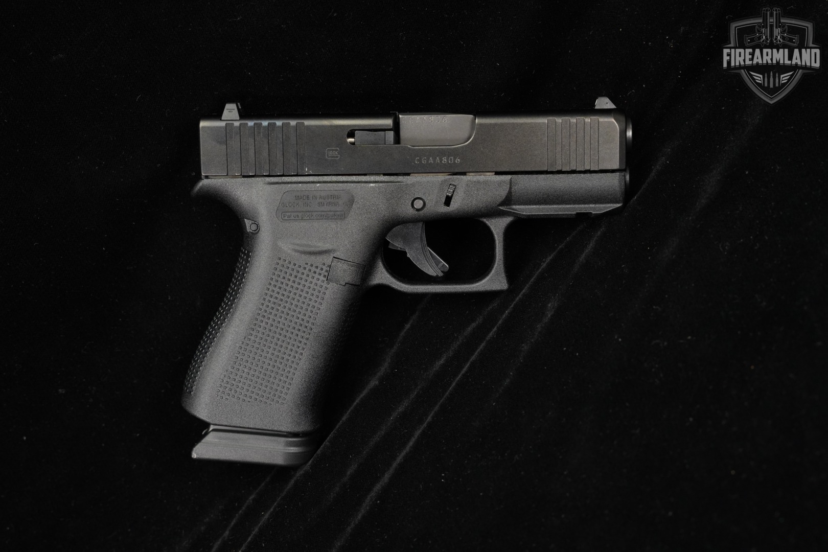 Glock 43X G43X Slimline 9mm 3.41" +2 MAGS & ORIG CASE-img-3