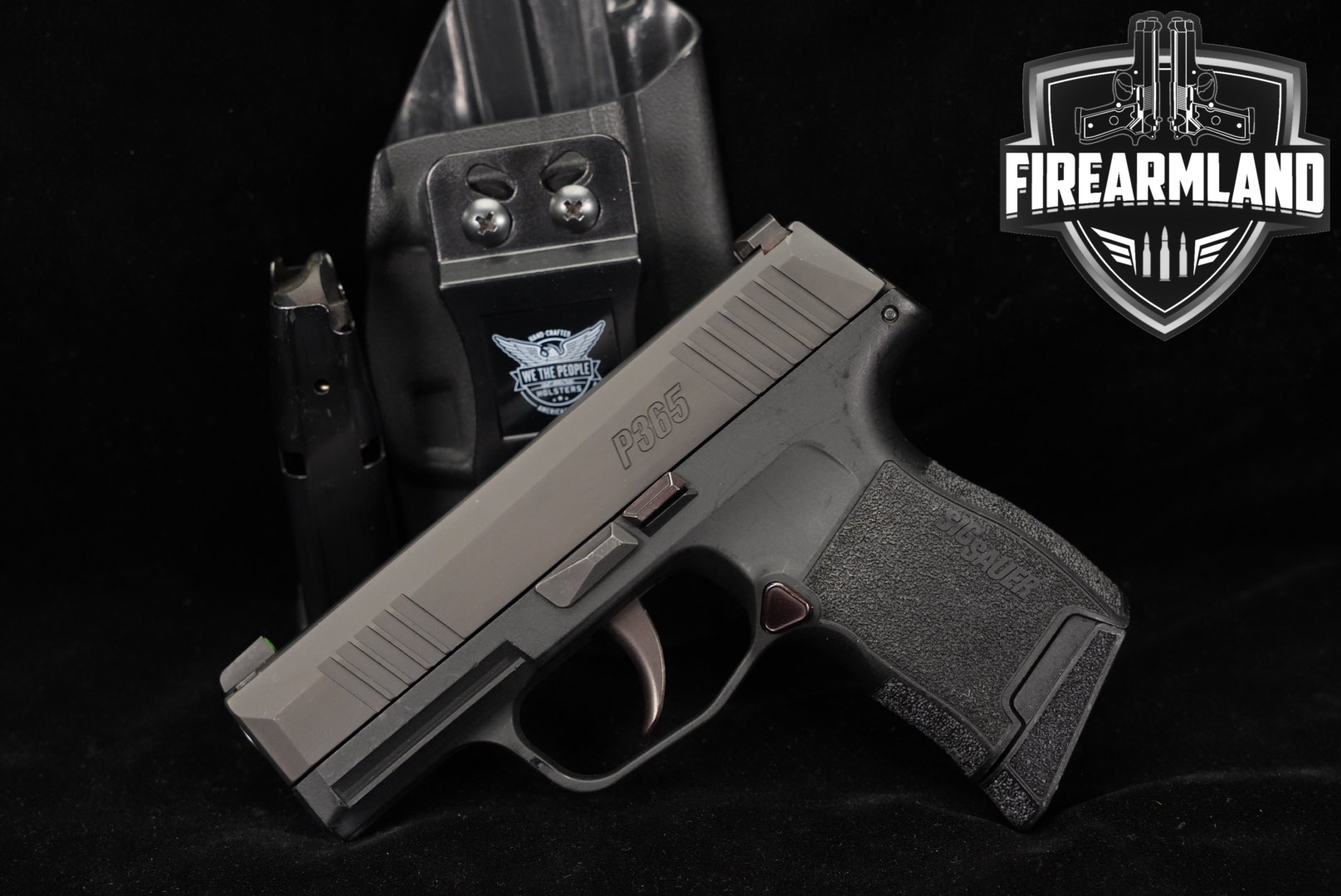 Sig Sauer P365 9mm Luger Black in Good Condition Thumbnail