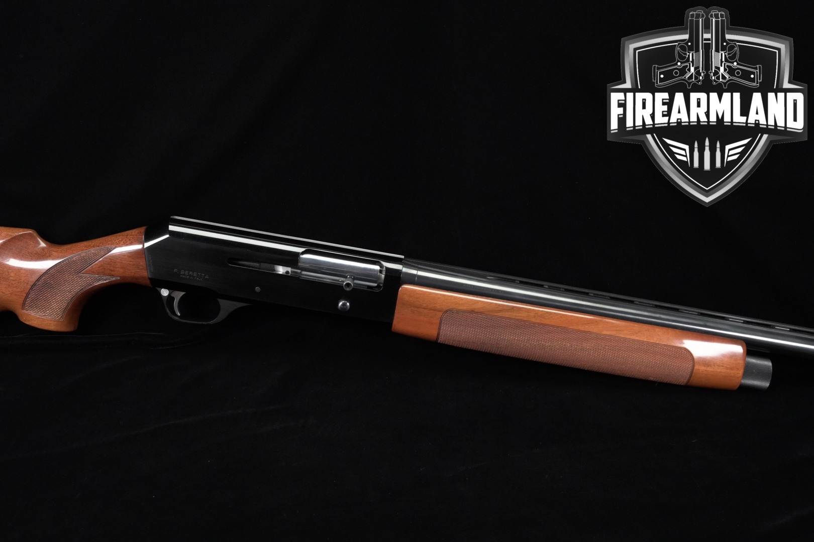 P. Beretta Model 1200 12 Gauge Blued & Wood in Very Good Condition Thumbnail