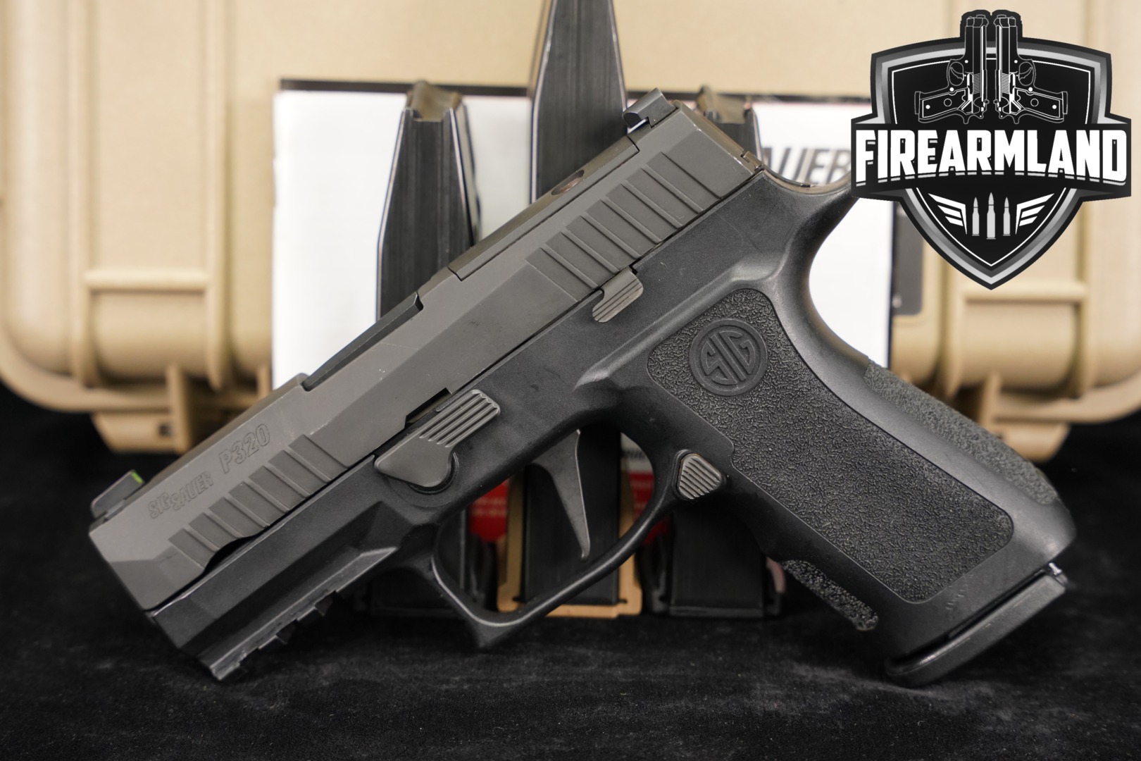 Sig Sauer P320 XCompact 9mm Luger Black in Very Good Condition Thumbnail