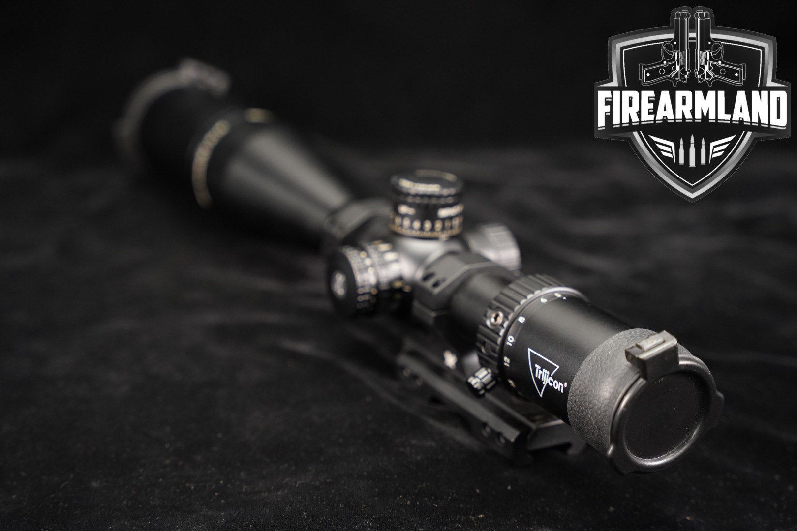 Trijicon TENMILE HX 5-25X50 in Excellent Condition Thumbnail