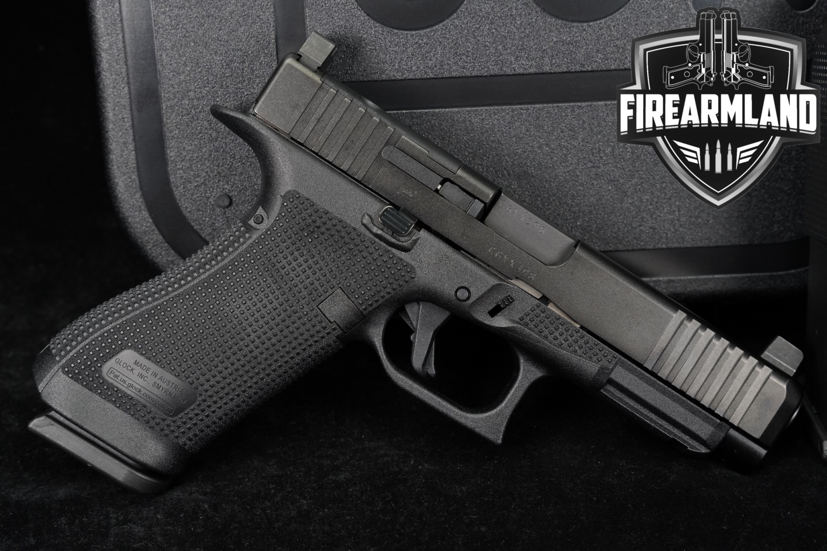 Glock G17 Gen 6 9mm Luger Black in Excellent Condition Thumbnail