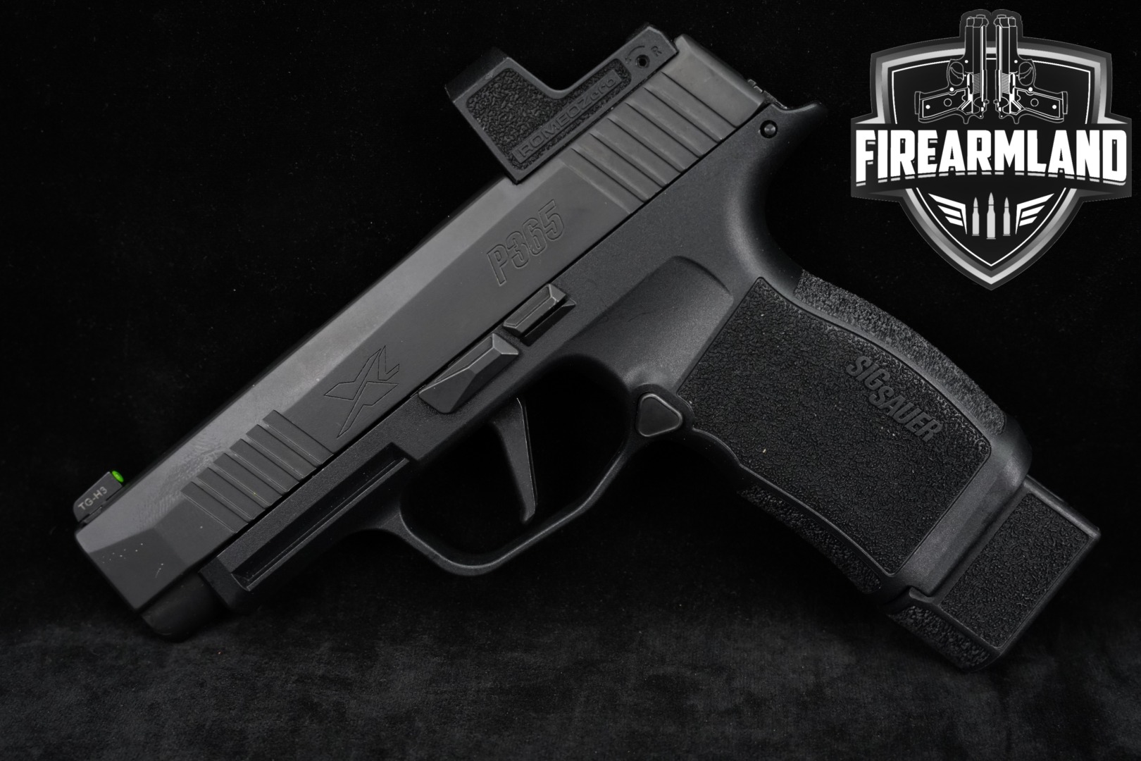 Sig Sauer P365 XL ROMEOZero (RXZ) 9mm Luger Black in Very Good Condition Thumbnail
