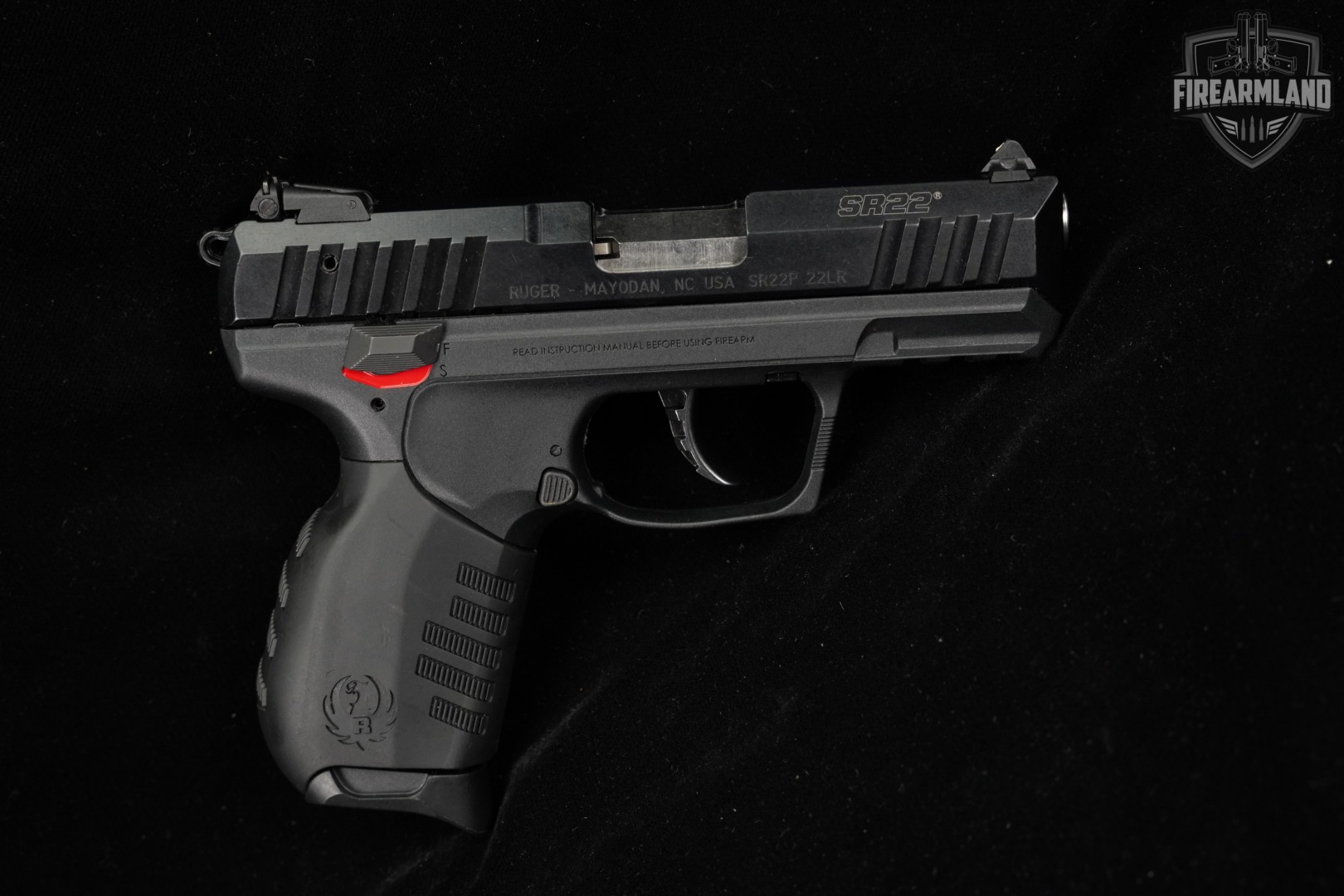 Ruger SR22 22LR 3.5" SR 22 +2 MAGS & ORIG BOX-img-3