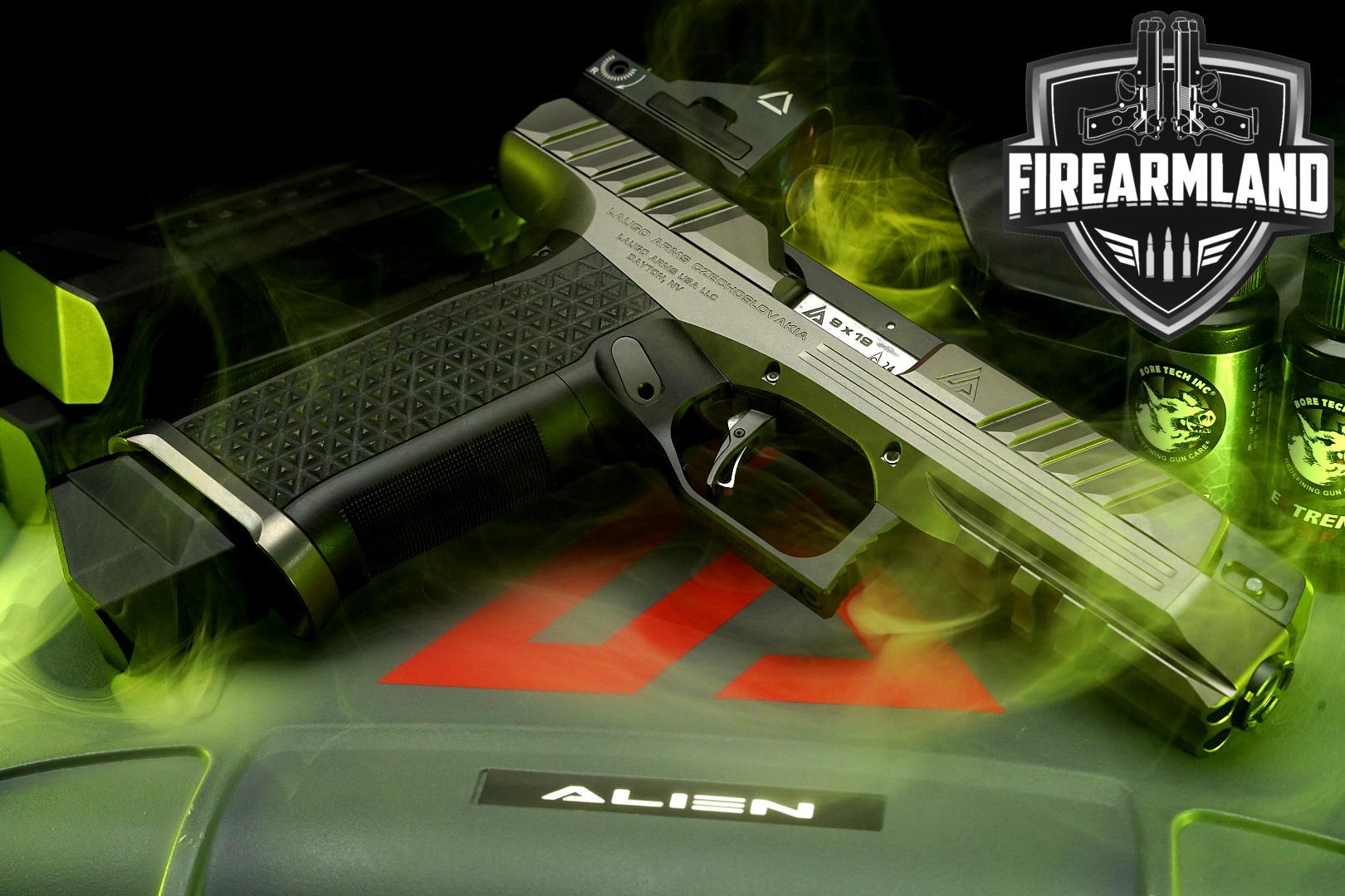 Luago Arms Alien Creator Evolution, Full Kit 9mm Luger Black in Excellent Condition Thumbnail