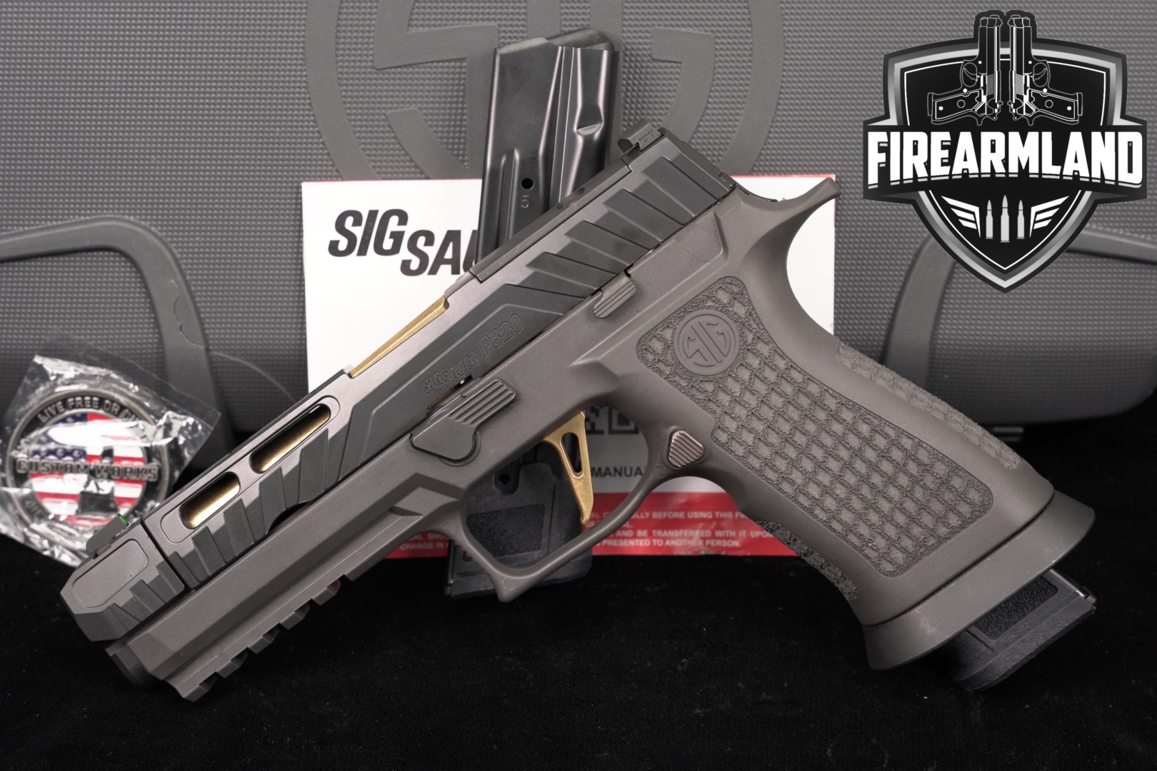 Sig Sauer P320 Spectre Comp, Custom Works 9mm Luger Blackout Cerakote Elite in Very Good Condition Thumbnail