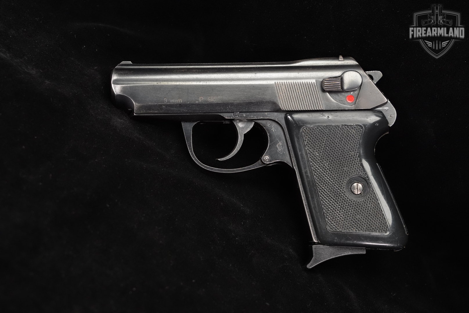 1975 Radom P-64 9x18mm Makarov Blued Circle 11 DA/SA POLAND +2 MAGS-img-4