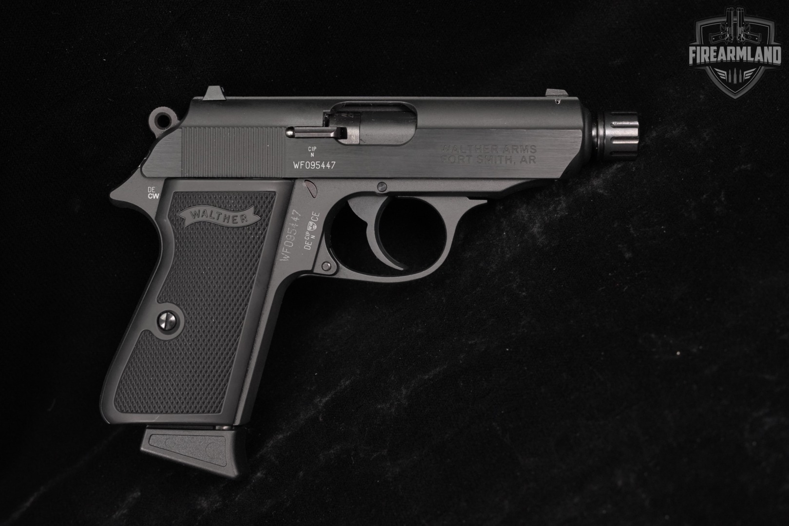 Walther PPK/S 22LR 3.3" PPKS PPK S THREADED +2 MAGS & ORIG CASE-img-4