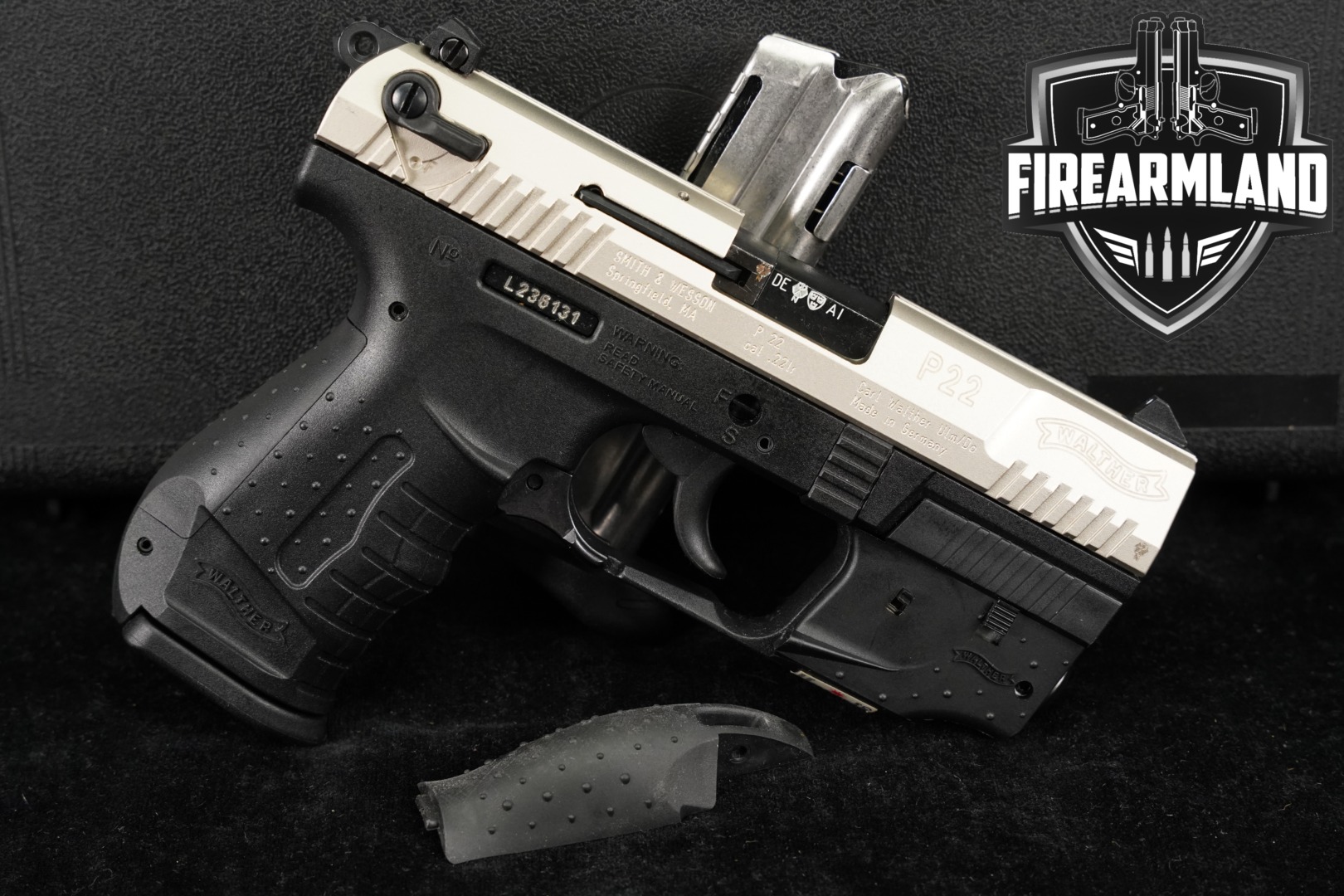 Walther P22 Smith & Wesson Import .22 LR Two-Tone Silver & Black in Excellent Condition Thumbnail