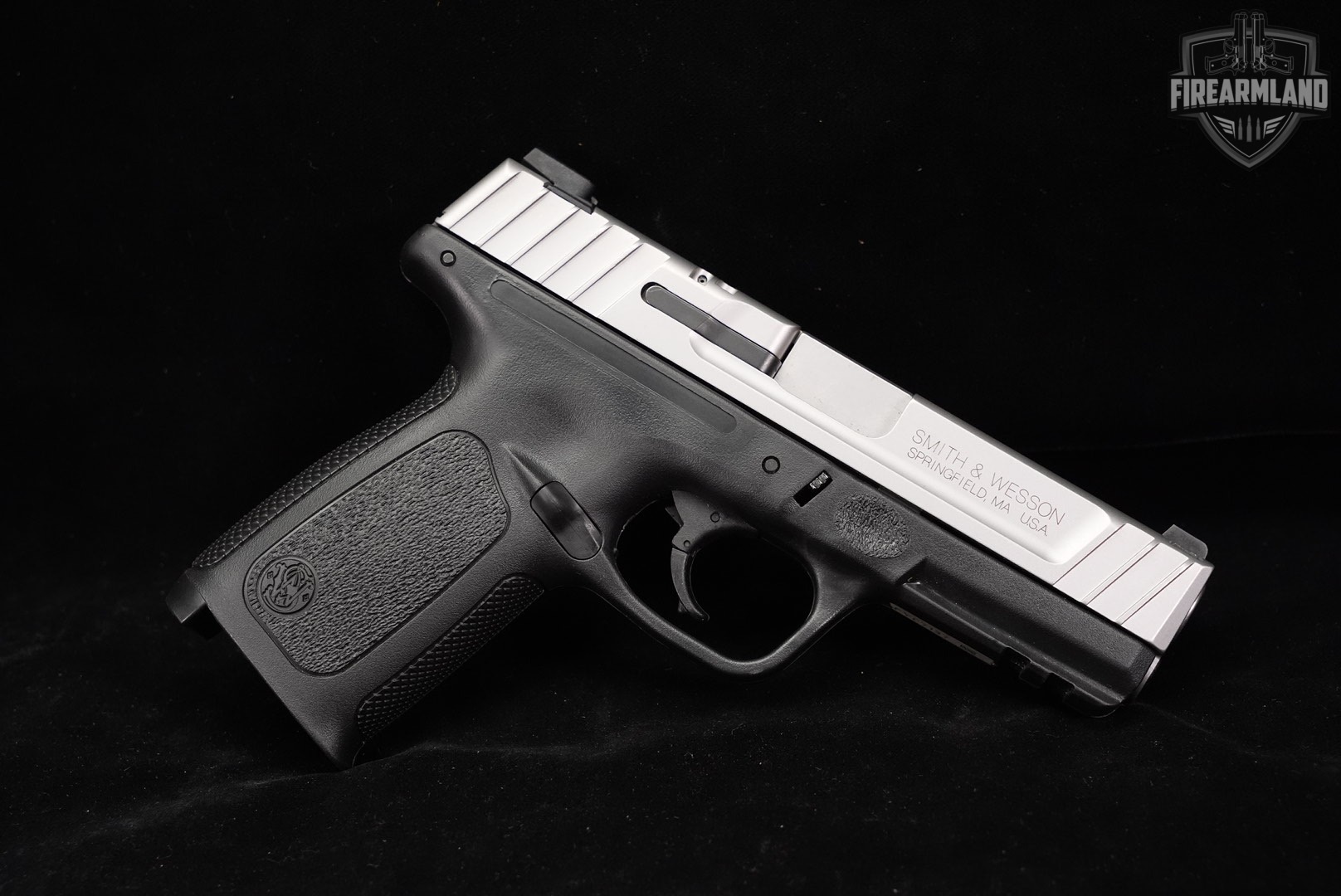 Smith & Wesson SD9 VE S&W 9mm 4" Two-Tone Stainless & Black SD9VE SD-9-img-2