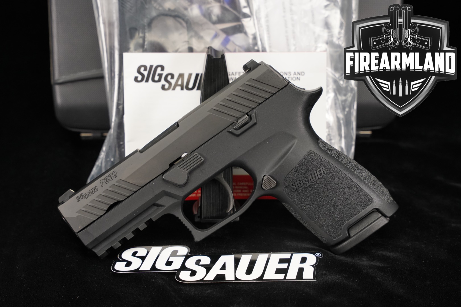 2024 Sig Sauer P320 Compact 9mm Luger Black in Excellent Condition Thumbnail