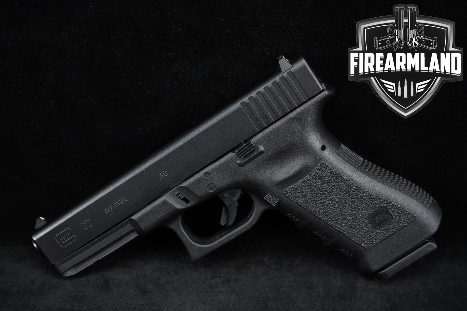 Glock G22 Gen 3 .40 S&W Black in Excellent Condition Thumbnail