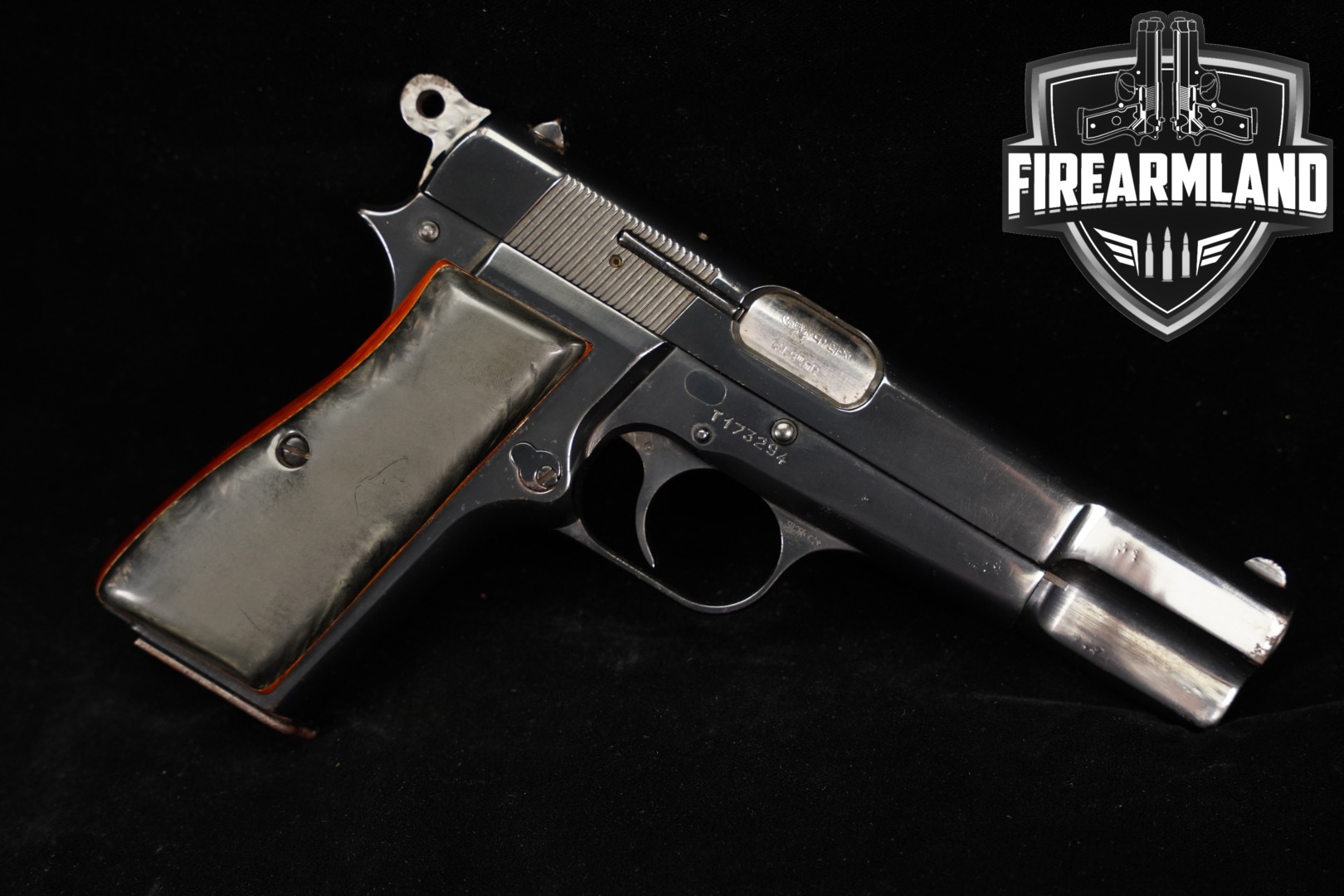 1967 Browning Hi-Power T-Series 9mm Luger Blued in Good Condition Thumbnail