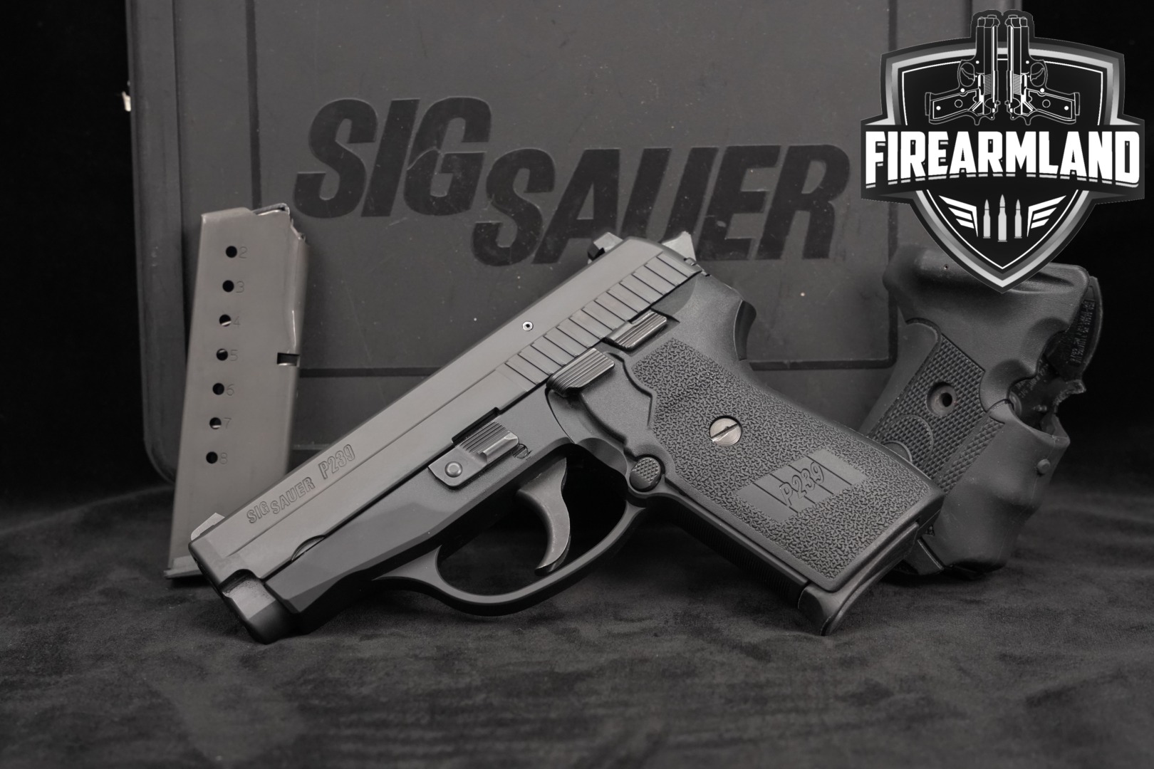 Sig Sauer P239 9mm Luger Black in Very Good Condition Thumbnail