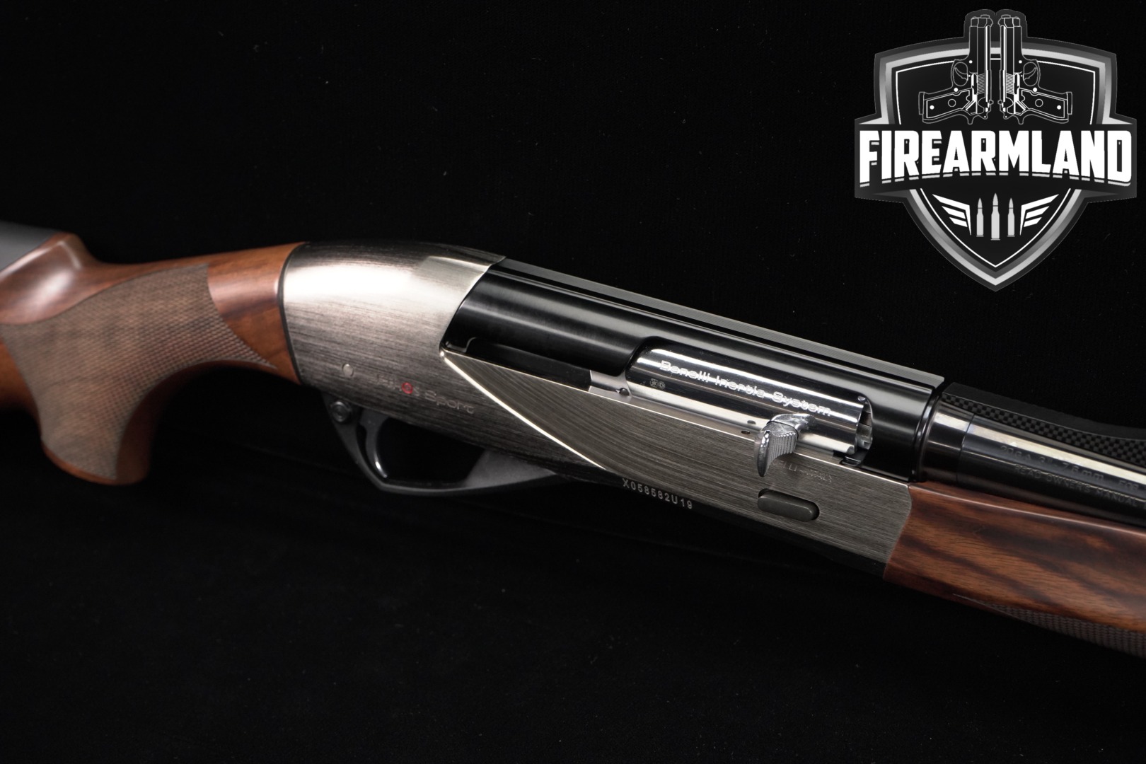 Benelli ETHOS Sport 20 Gauge Nickel & Walnut in Excellent Condition Thumbnail