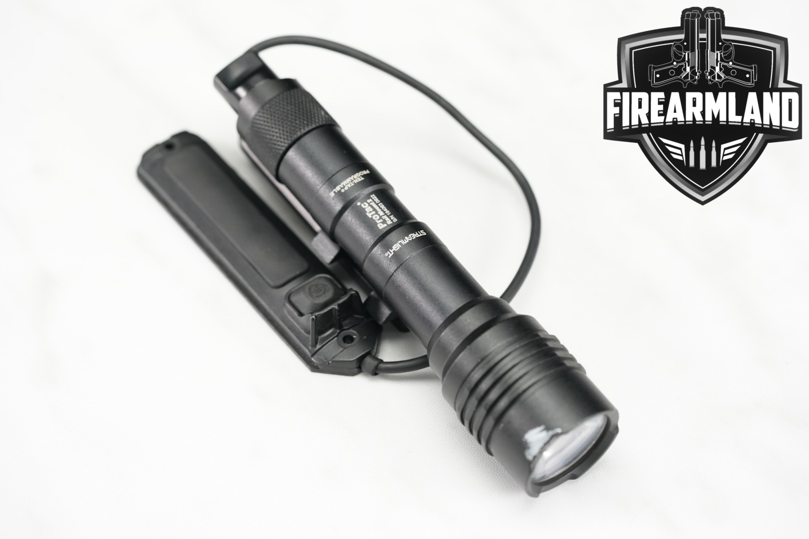 Streamlight Pro-Tac Rail Mount 2 in Good Condition Thumbnail