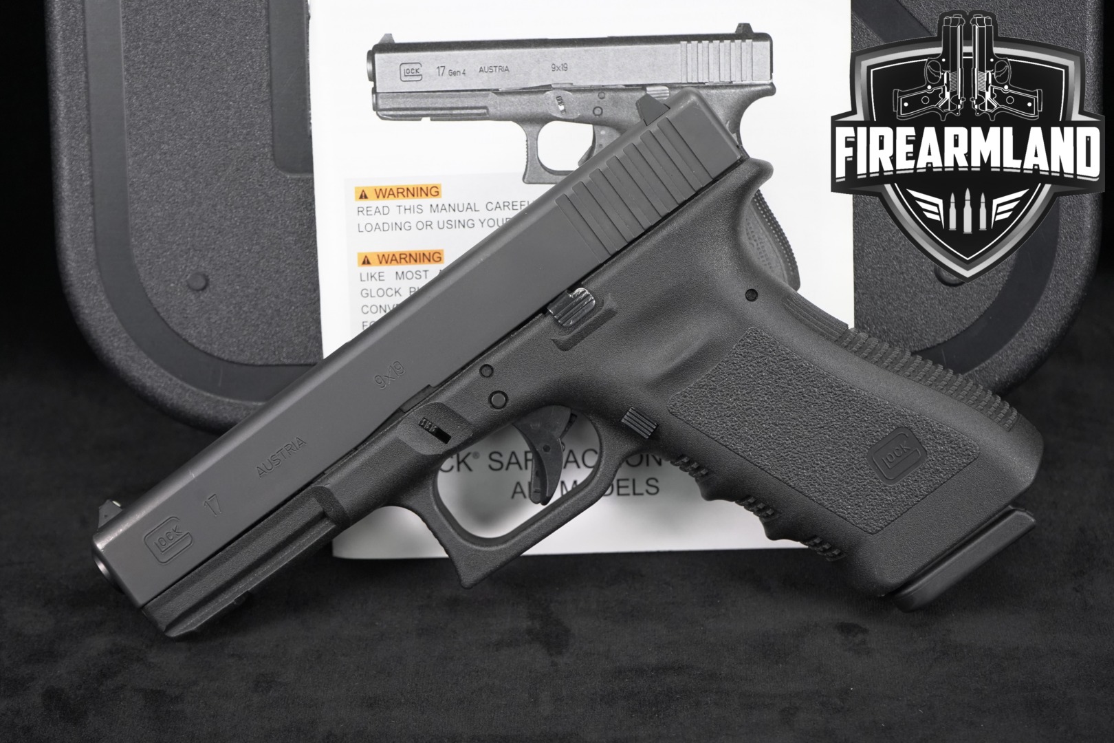 Glock G17 Gen 3 9mm Luger Black in Good Condition Thumbnail