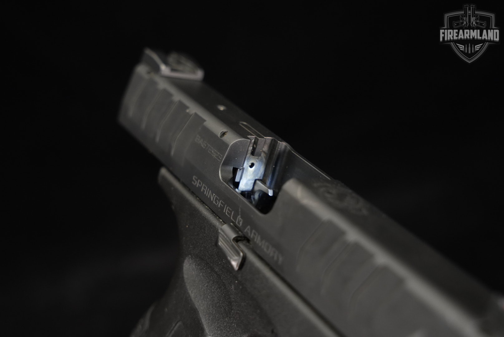 Springfield Armory XD-M Elite 9-mm 4.5" XDM +2 MAGS & ORIG BOX-img-11