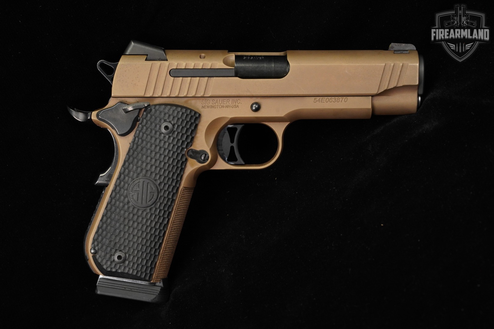 Sig Sauer 1911 Fastback Emperor Scorpion Carry 45 ACP 4.2" FDE +8 MAGS-img-3
