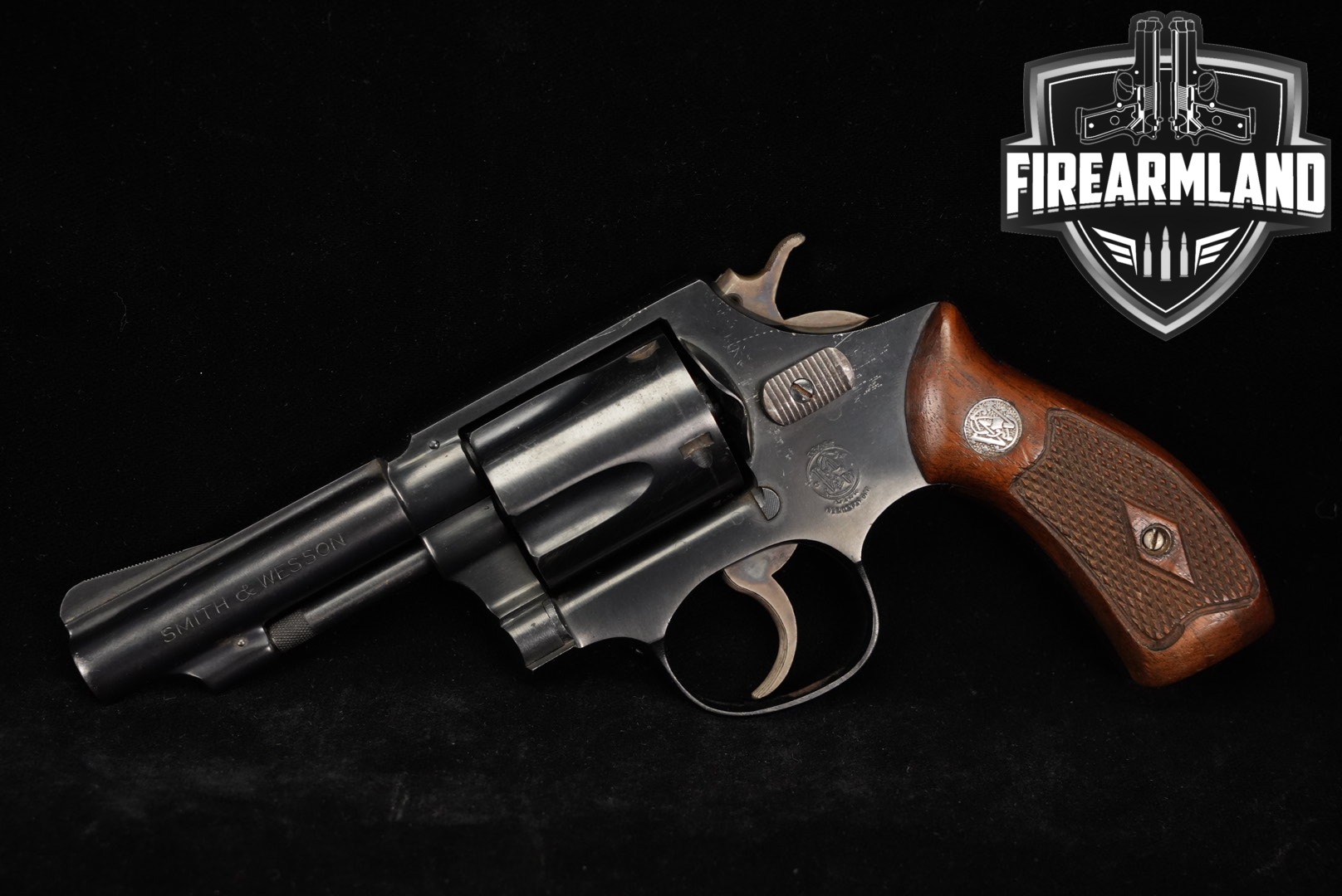 1953 Smith & Wesson Chief's Special Pre-Model 36 S&W 38-Spl 3" DA/SA-img-0