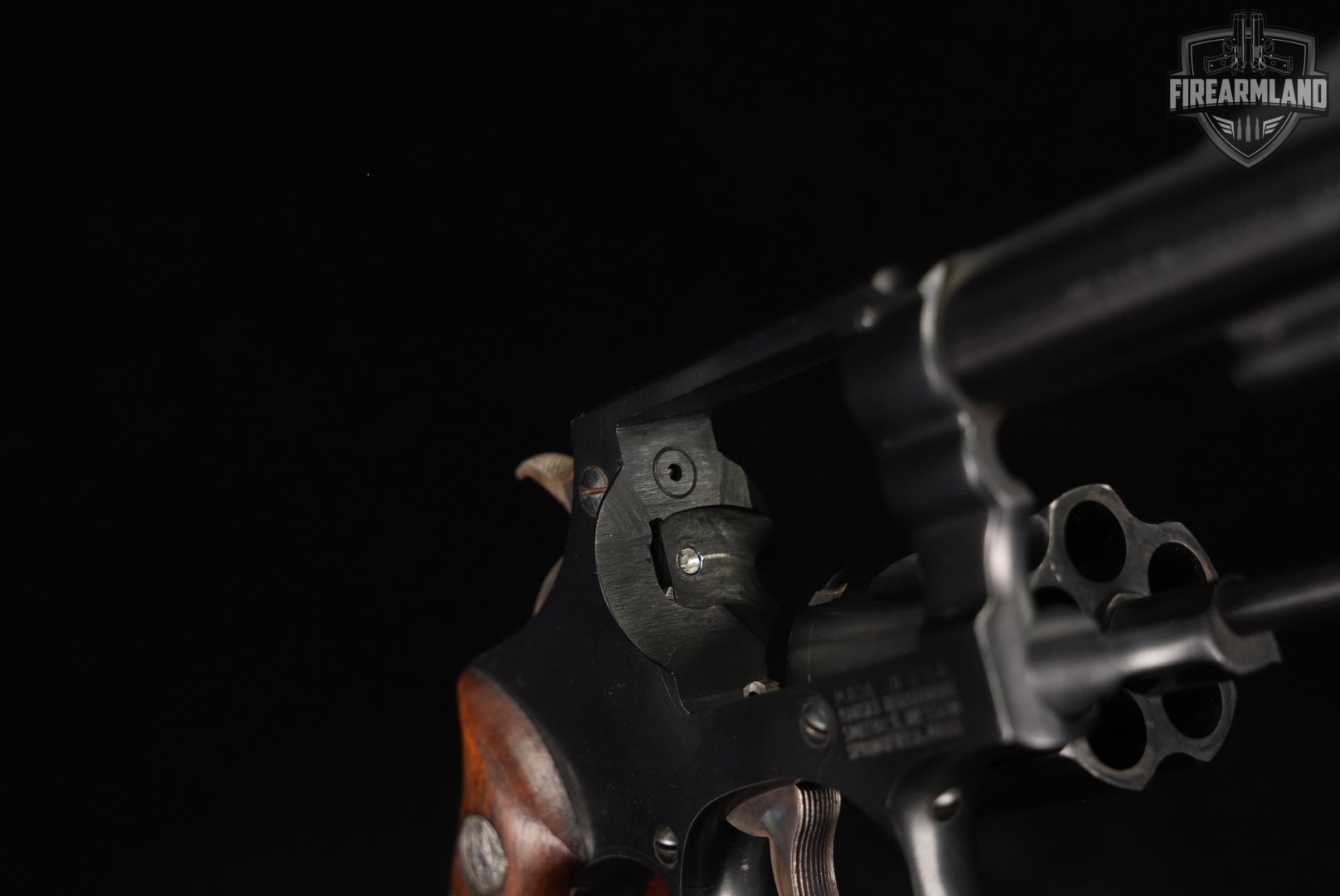 1953 Smith & Wesson Chief's Special Pre-Model 36 S&W 38-Spl 3" DA/SA-img-12
