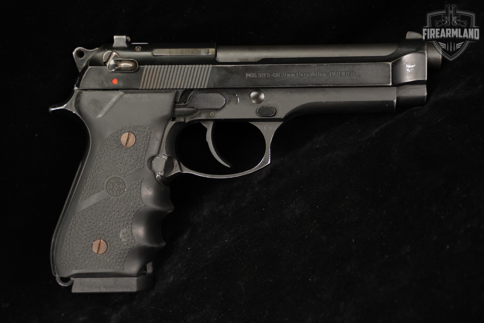 Beretta Mod 92FS 9mm 4.9 92-FS +3 MAGS, EXTRAS-img-3