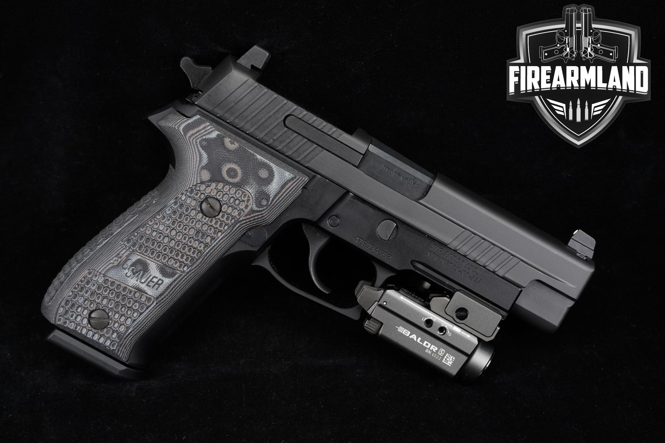 Sig Sauer P226 Extreme 9mm Luger Black in Very Good Condition Thumbnail