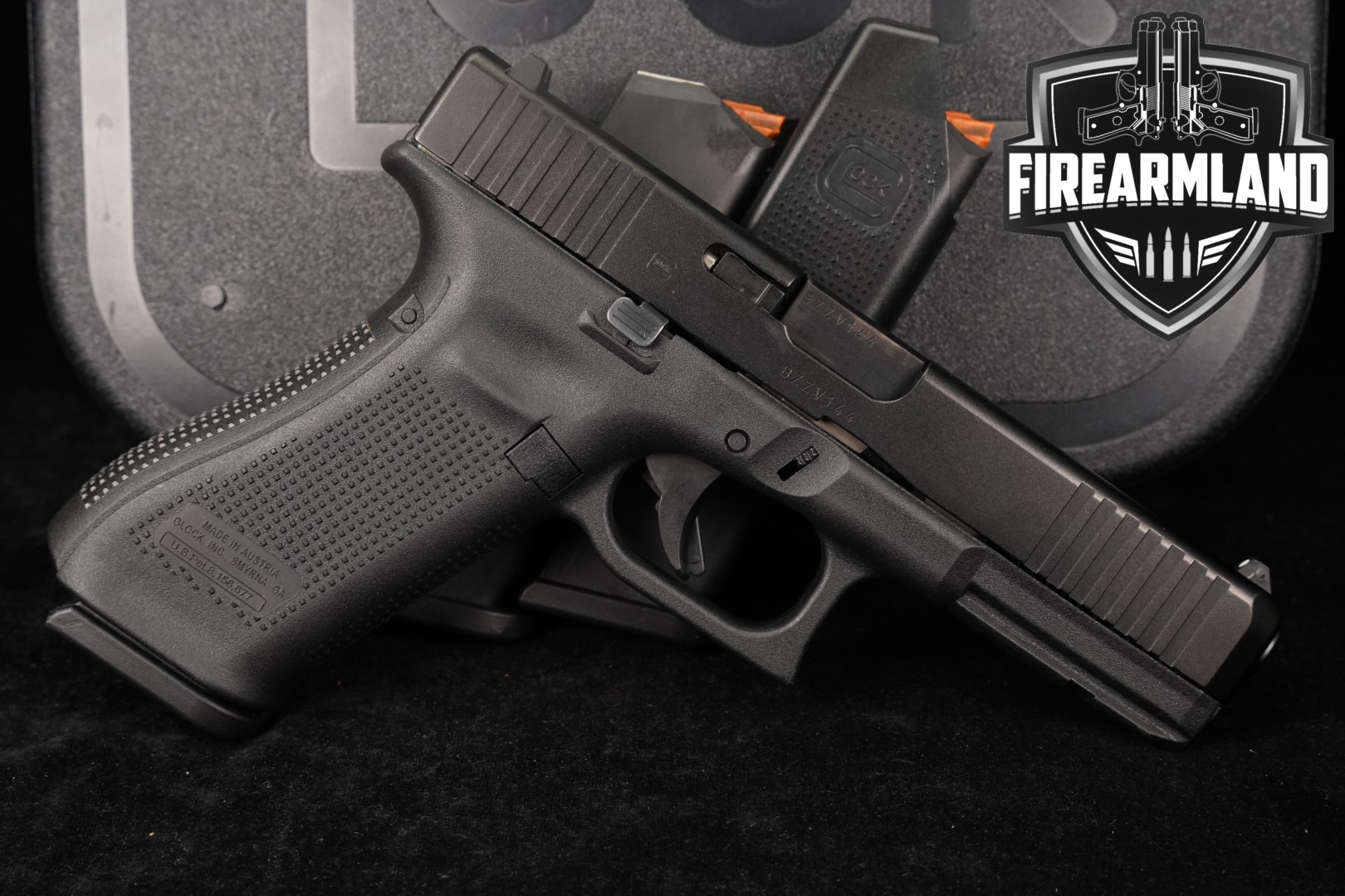 Glock G17 Gen5 FS 9mm Luger Black in Excellent Condition Thumbnail