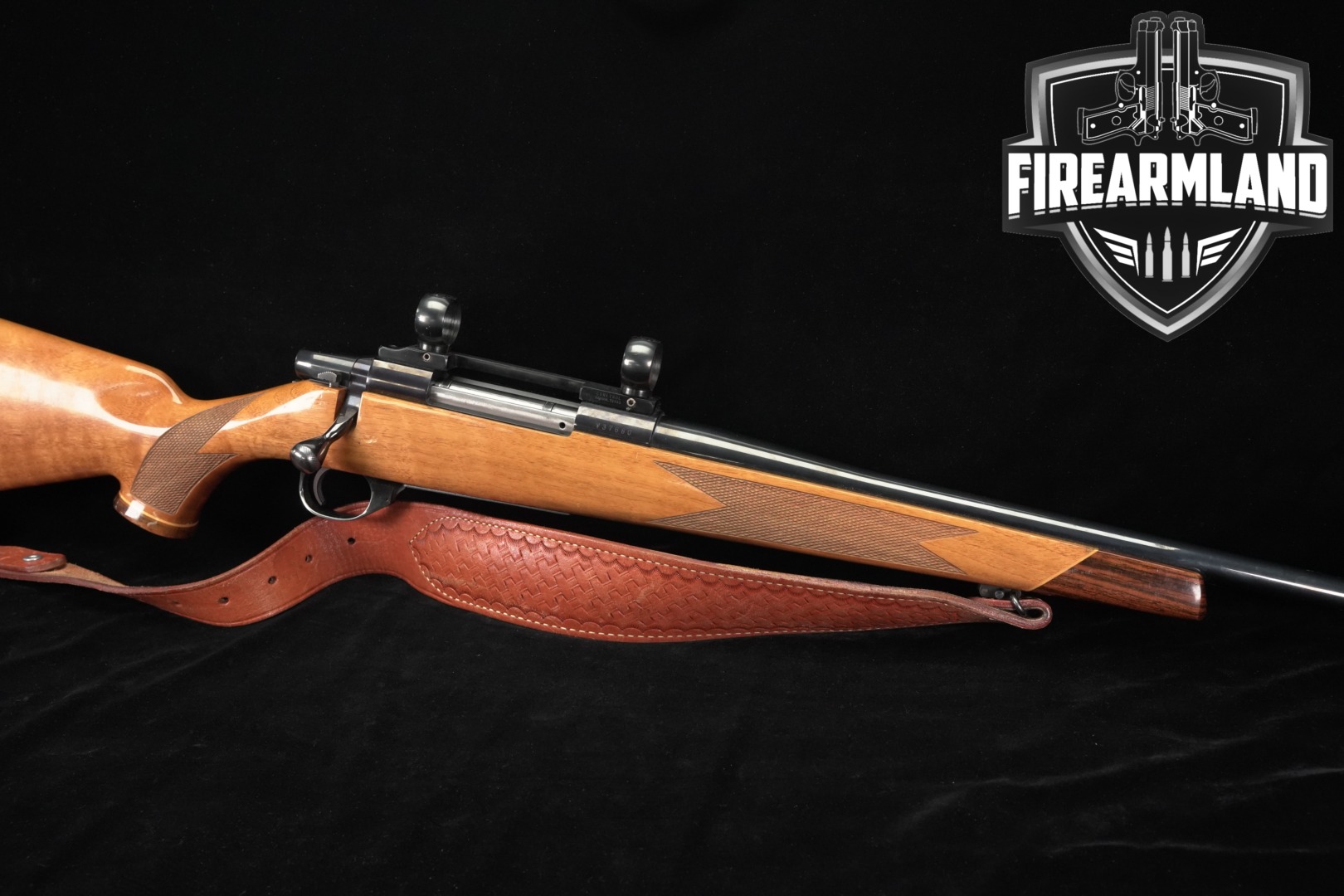 Weatherby Vanguard Deluxe, First Generation .300 Win. Mag. Blued & Walnut in Good Condition Thumbnail