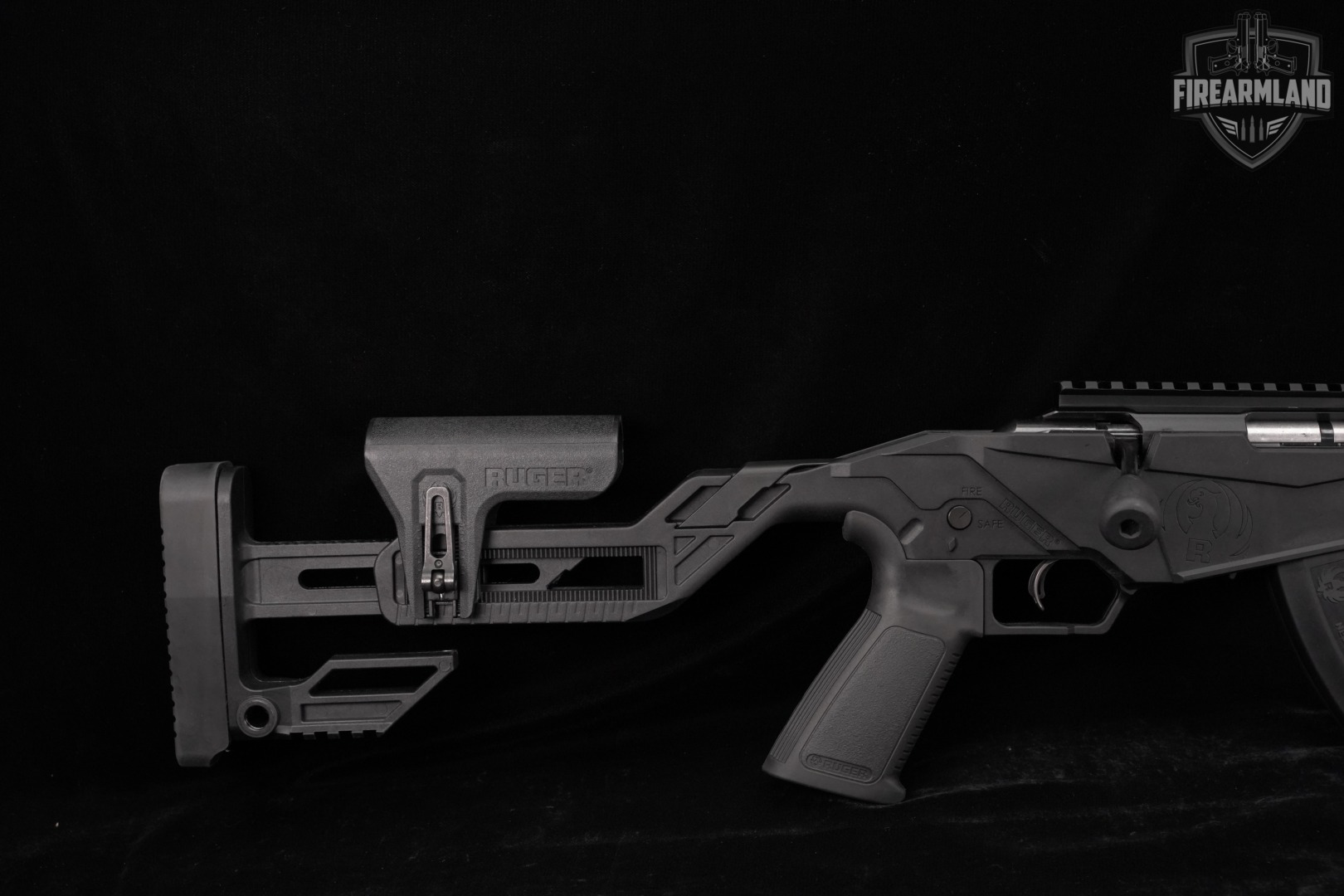 Ruger PRECISION RIMFIRE 22LR 18" Blued & Black THREADED +ORIG BOX-img-4