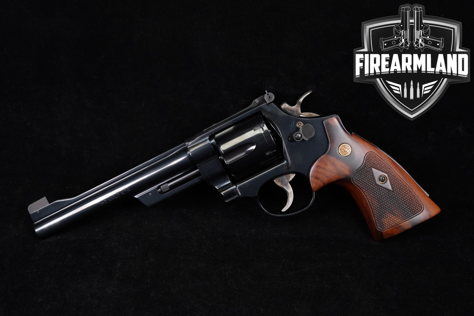 Smith & Wesson (S&W) Model 25-15 Classic .45 Colt Blued in Excellent Condition Thumbnail