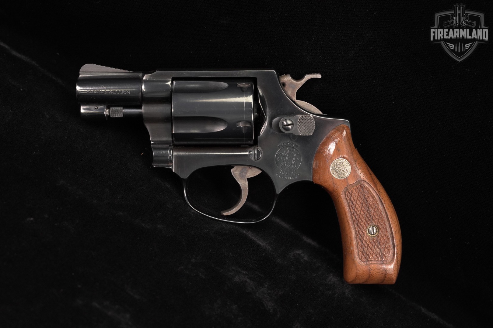 1984-1985 Smith & Wesson Model 36 Chief's Special S&W 38 Spl 2" +HOLSTER-img-2