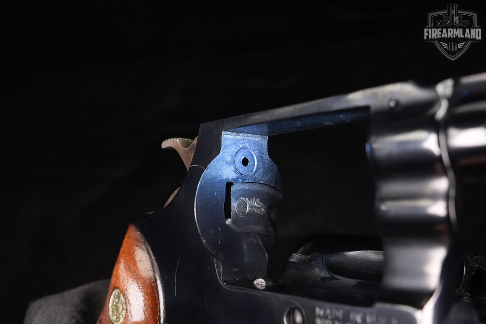 1972 Smith & Wesson Model 36 Chiefs Special S&W 38Spl 2" Blued M36 PINNED-img-8
