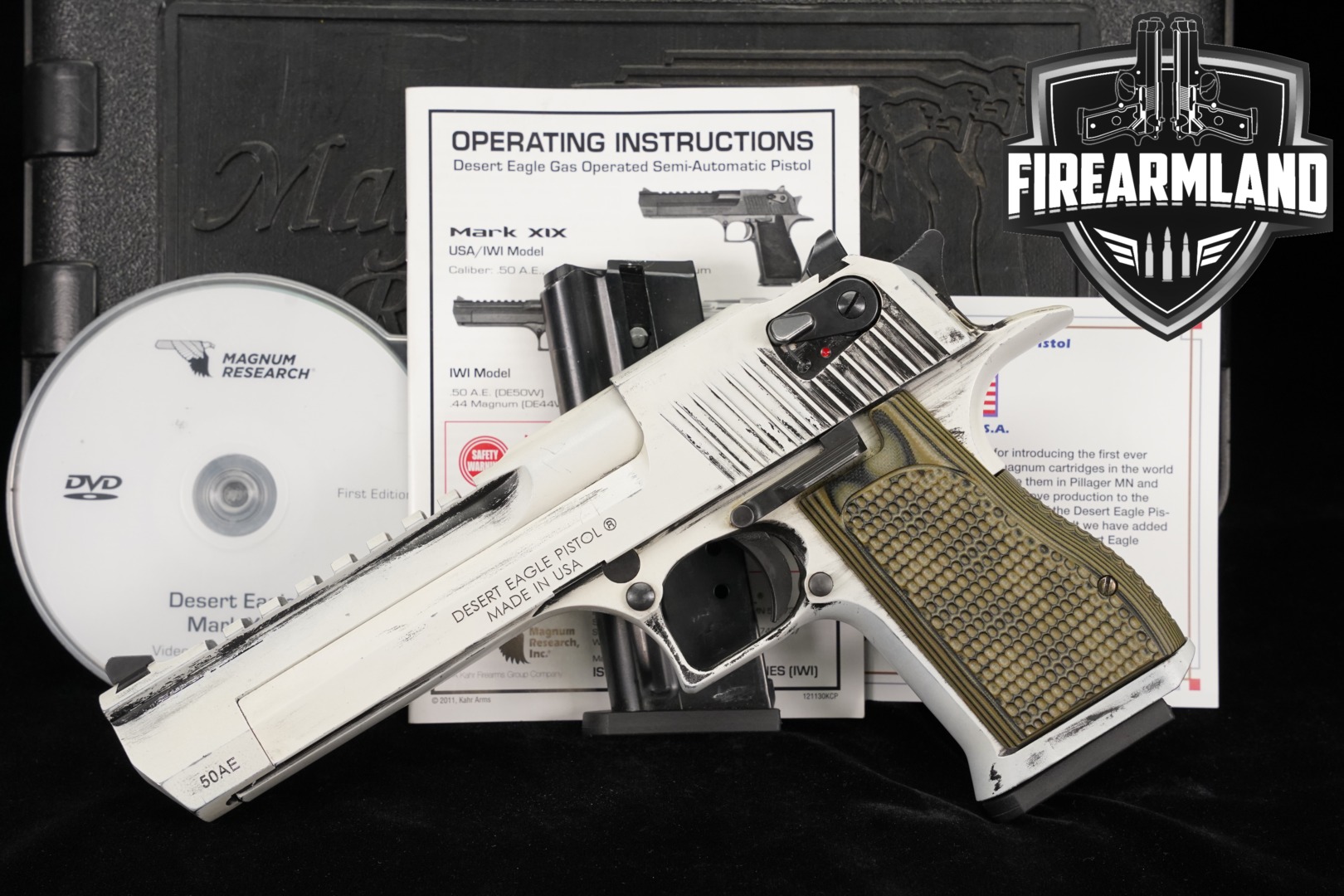Magnum Research Desert Eagle Mark XIX, Apocalyptic .50 AE Apocalyptic White in Very Good Condition Thumbnail