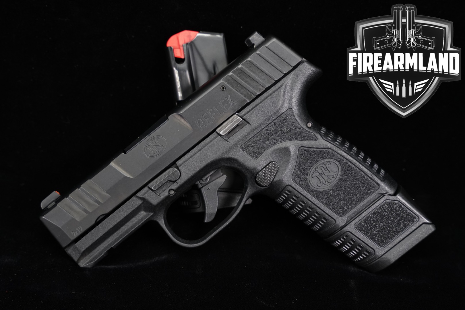 FN America, LLC Reflex 9mm Luger Black in Good Condition Thumbnail